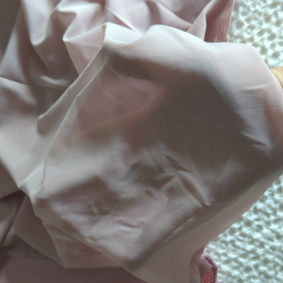 Fabletics workout tank - Picture 4 of 4